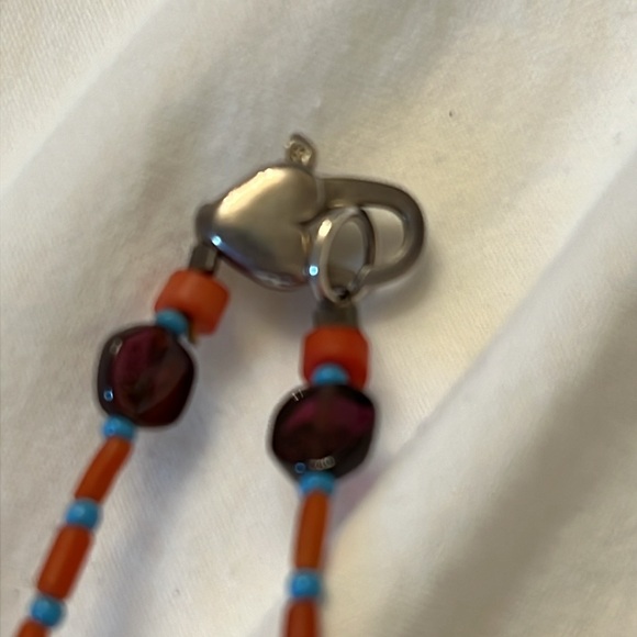 Raw garnet necklace - Picture 2 of 4